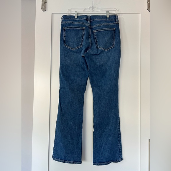 GAP - boot cut mid rise - size 10 short - Picture 3 of 5